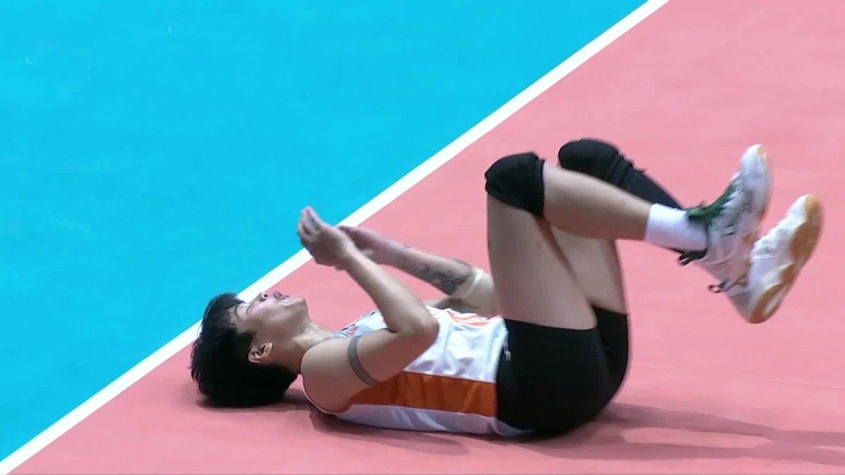 First time ata ni ara mafacial sa volleyball career nya. Ghaghang cepada super pawerada!