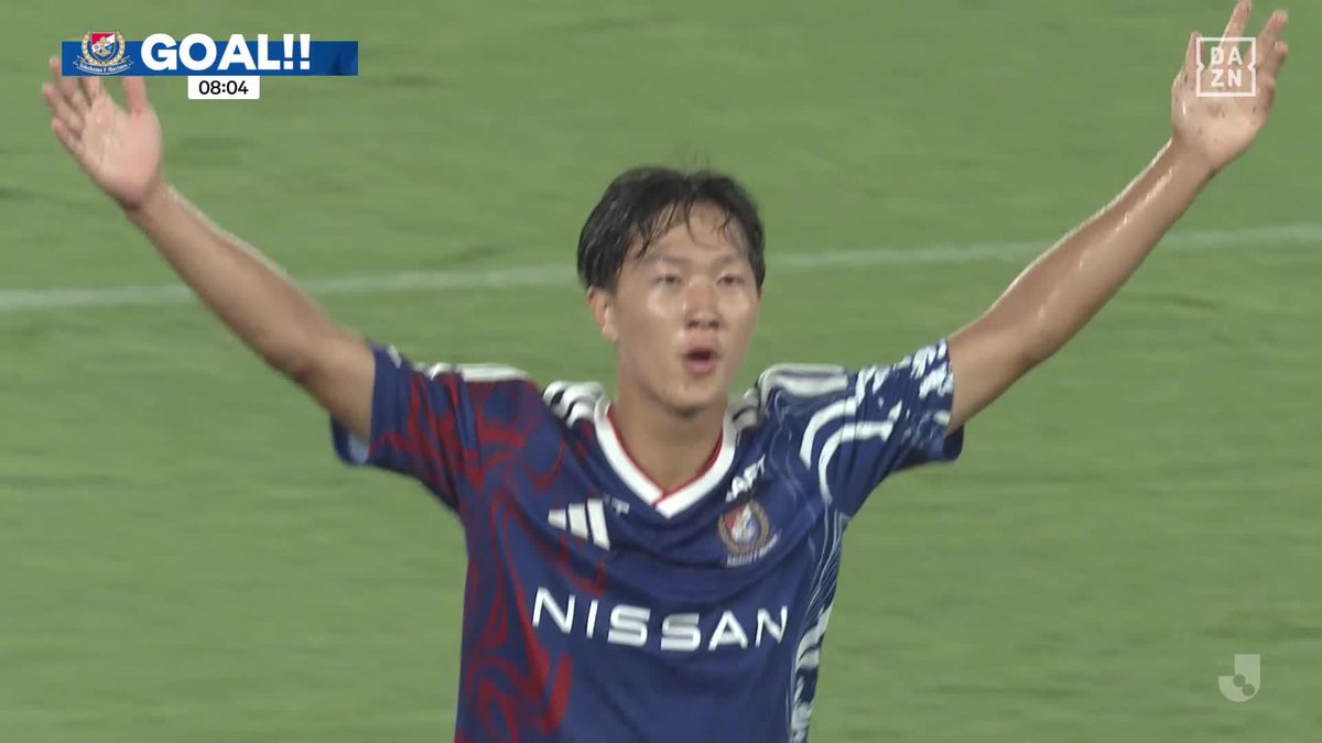 トリコロールの未来🔴⚪️🔵 16歳・三井寺眞がボレーで叩き込んだ！ 本拠地デビュー戦で挨拶代わりのゴラッソ💫 デビュー戦から驚愕の3試合2ゴール👀 🏆明治安田J1リーグ第3節 🆚横浜FM×神戸 📺 #DAZN配信中 #だったらDAZN