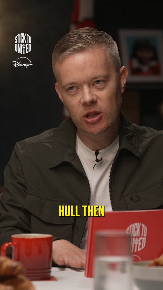 United are about to kick off their season against Hull! Hereโs how Wayne Rooney and Mark see it going. ๐