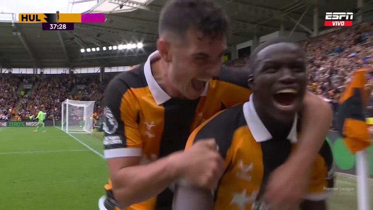 🤯🏴󠁧󠁢󠁥󠁮󠁧󠁿 EL RECIÉN ASCENDIDO HULL CITY LE GANA 2-0 AL MANCHESTER UNITED.