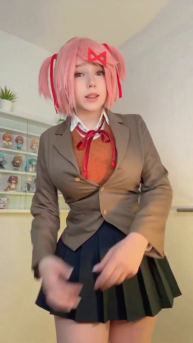 that or that 🥸 #natsukicosplay #dokidokiliteratureclub #natsuki #cosplay #cosplayer