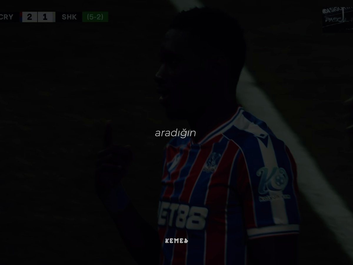 PALACE'DA BİR ASLAN VAR