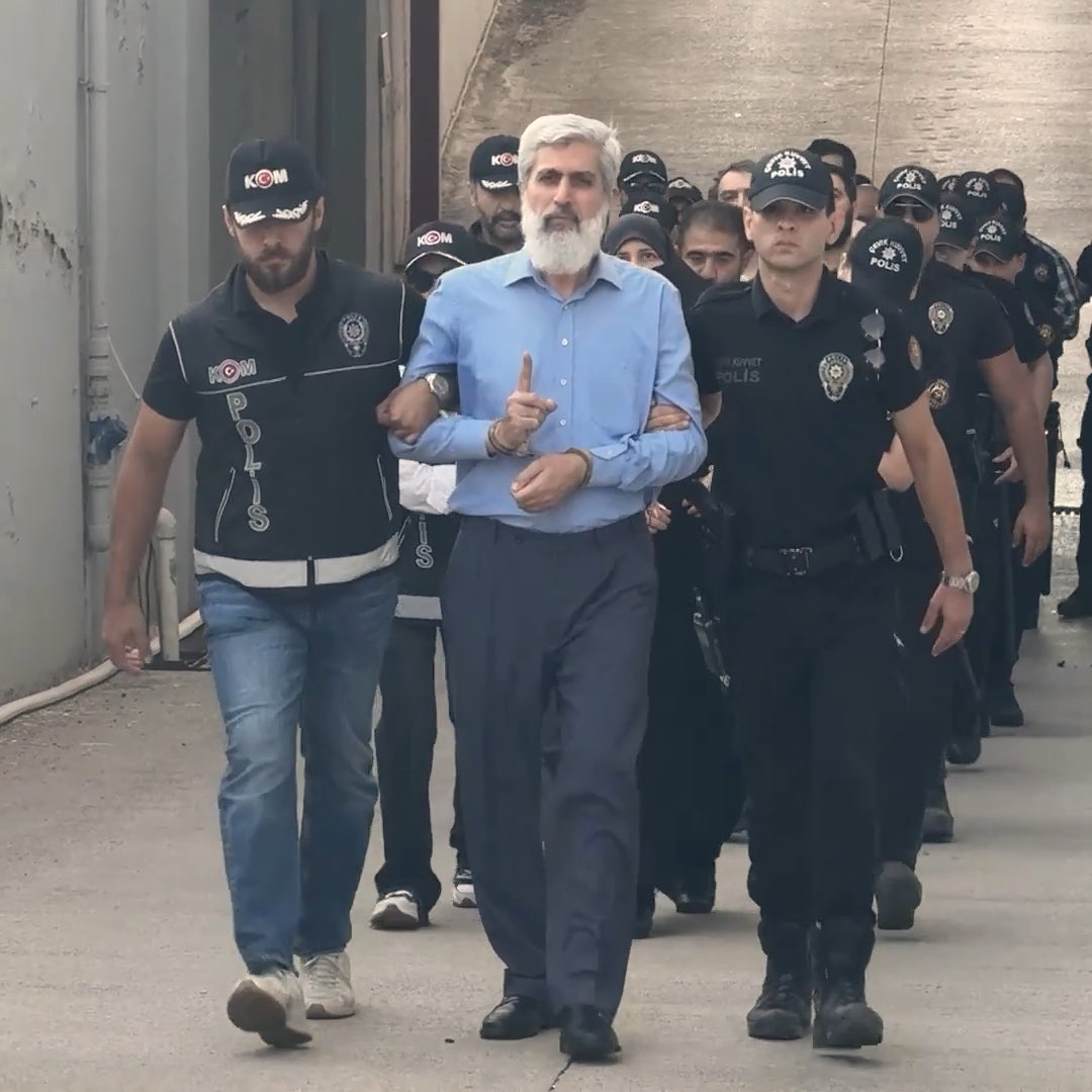 Alparslan Kuytul x aslan yürüşü