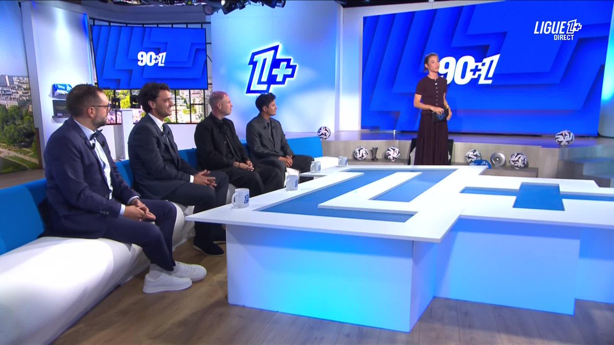 90+1 fait peau neuve 😍 Découvrez le nouveau décor de notre plateau ainsi que nos nouveaux consultants 😉 #Ligue1Plus