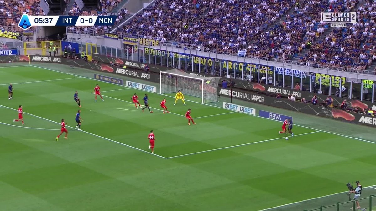 Hakan Çalhanoğlu otwiera nowy sezon Serie A! 🇮🇹🔥 CO ZA STRZAŁ! 🤯🚀 WOW! #włoskarobota