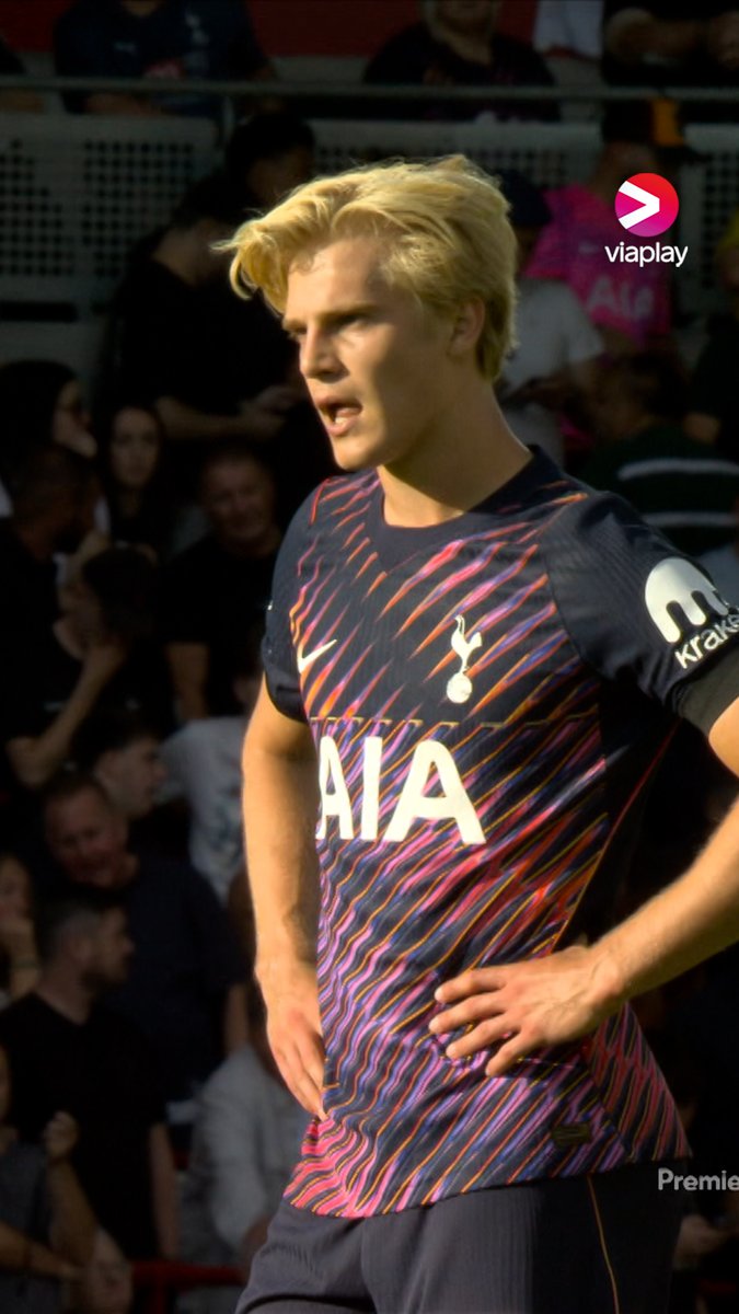 "Där måste han kliva in rejält ordentligt" ❌ Lucas Bergvall med bolltapp när Brentford utökar ledningen ⚽