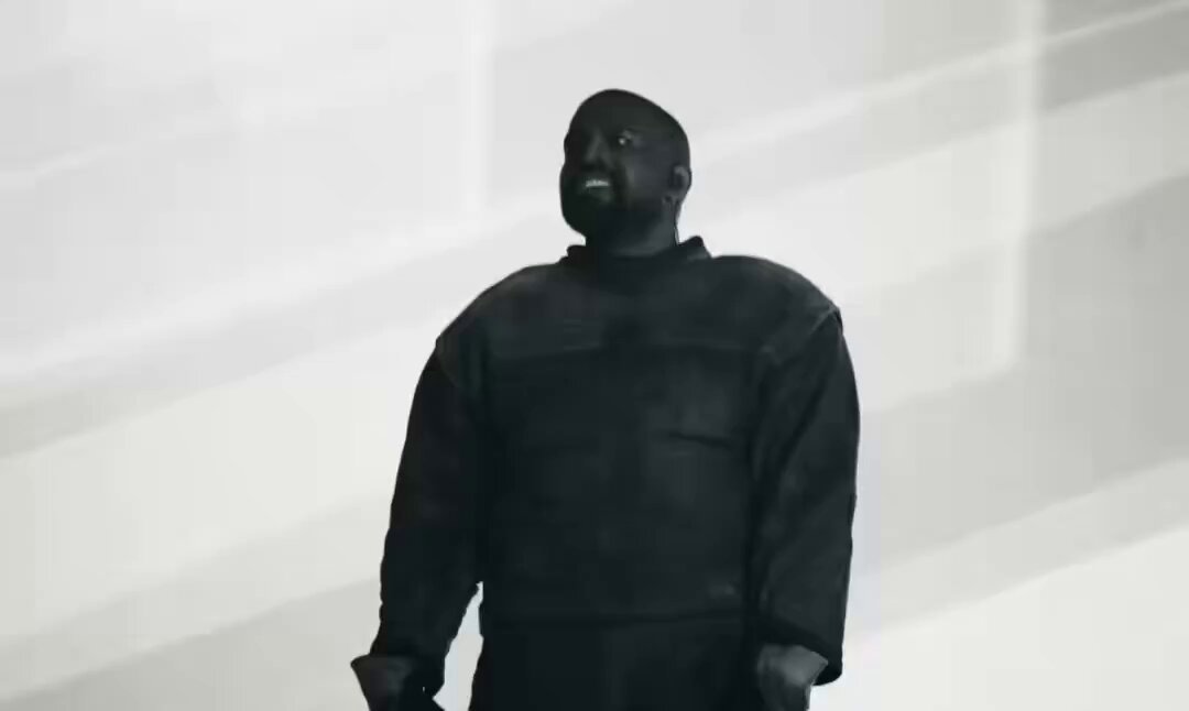 "WE STILL THE KIDS WE USED TO BE" 🕊️ Ye performing “Ghost Town” live