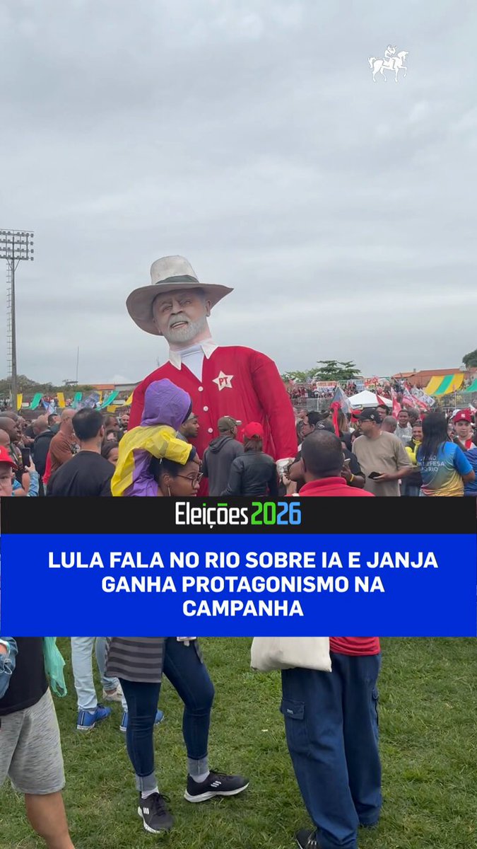 ELEIÇÕES 2026 | No primeiro comício de Lula no Rio de Janeiro, no estádio Moça Bonita, em Bangu, o presidente falou sobre inteligência artificial e terras raras e se mostrou conciliador ao defender o apoio a Pedro Paulo. Janja voltou a ganhar protagonismo ao abrir os discursos com o tema mulheres, eleitorado considerado chave para a campanha, e fez uma performance ao lado do cantor evangélico Kleber Lucas. O evento começou cheio, mas parte do público foi saindo durante a fala do presidente. ➡️ Acompanhe os bastidores da corrida eleitoral nas redes e no site do Estadão