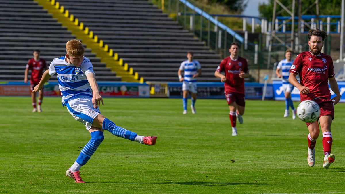 🚀 Scoring his first professional goal in style 16-year old Dean Black on target!