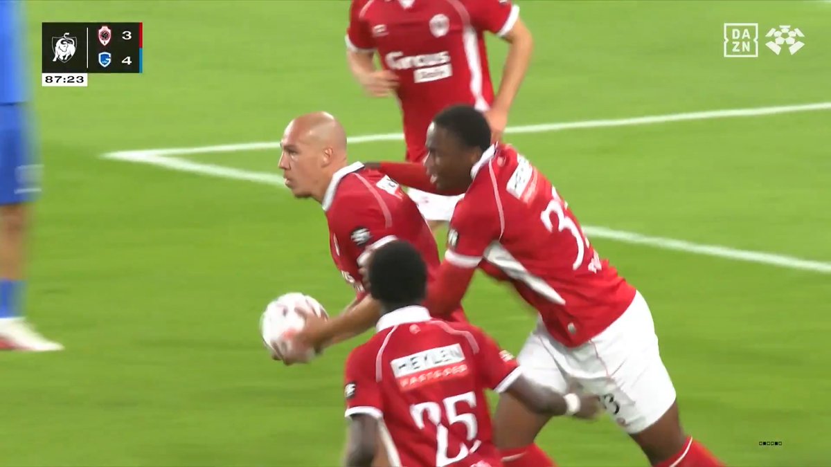 ๐จ๐ง๐ช Meanwhile in the Belgian league, Royal Antwerp were 4-1 down to Genk and ended up drawing 4-4! Incredible. ๐คฏ Goals to get the comeback: Tuypens 80', Frey 86', Frey 88'. ๐ฟ