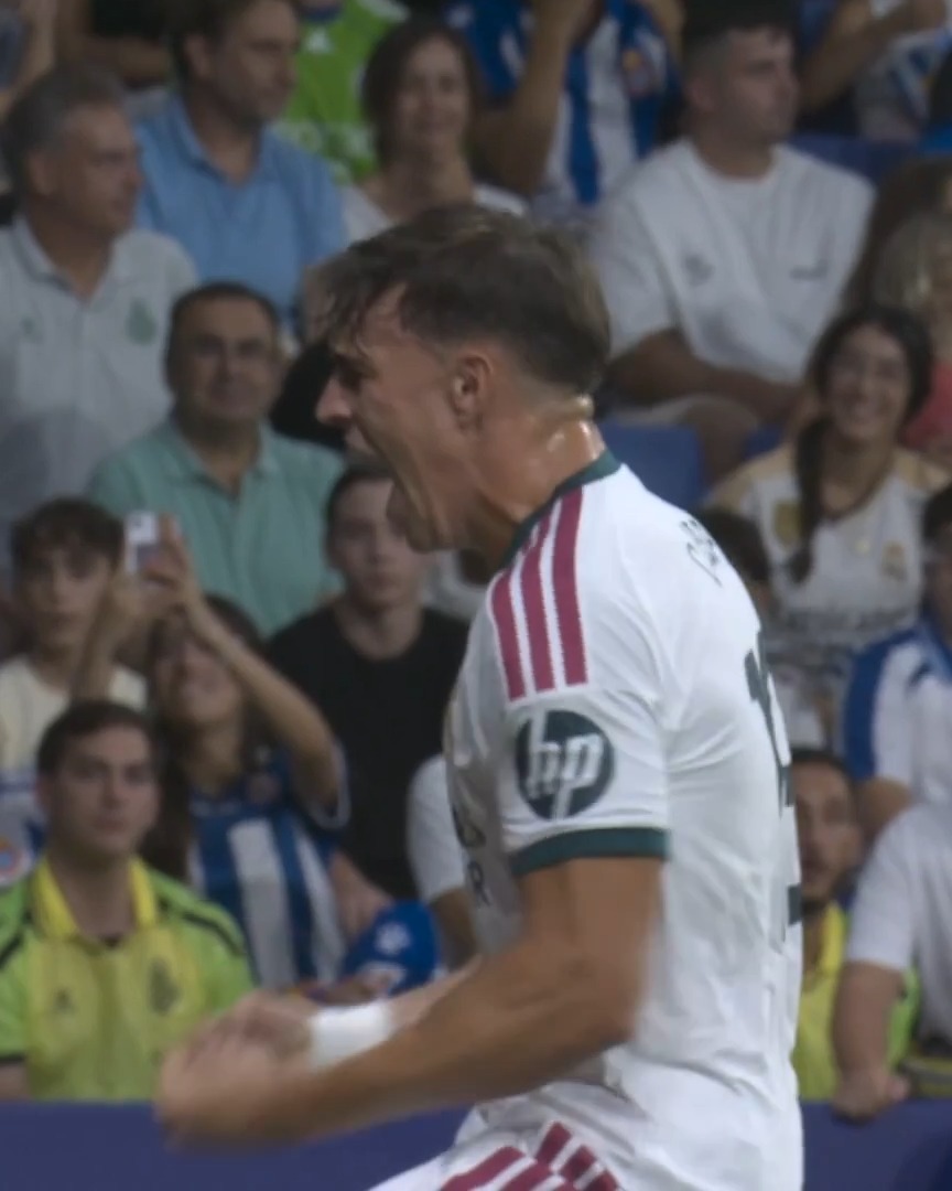Carlos Espí... ¡QUÉ MANERA DE DEBUTAR con el Real Madrid C.F. en LALIGA EA SPORTS! 💥 LALIGAHighlights | EspanyolRealMadrid | VUELVELALIGA
