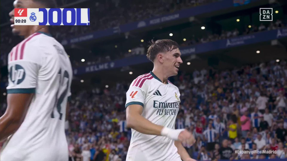 CARLOS ESPÍ VINO PARA ESTO ⚪ En su debut oficial con el Real Madrid, en el inicio de la segunda era José Mourinho... UN GOL PARA GANARSE AL MADRIDISMO 🎯 #LALIGAenDAZN ⚽
