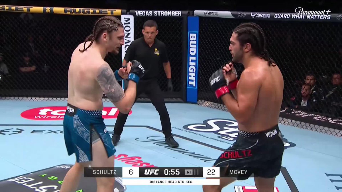 MOOOOOSEE with a MASSIVE knee! 🫎 Jackson McVey gets the first round TKO! [ #UFCSacramento | LIVE on @ParamountPlus ]