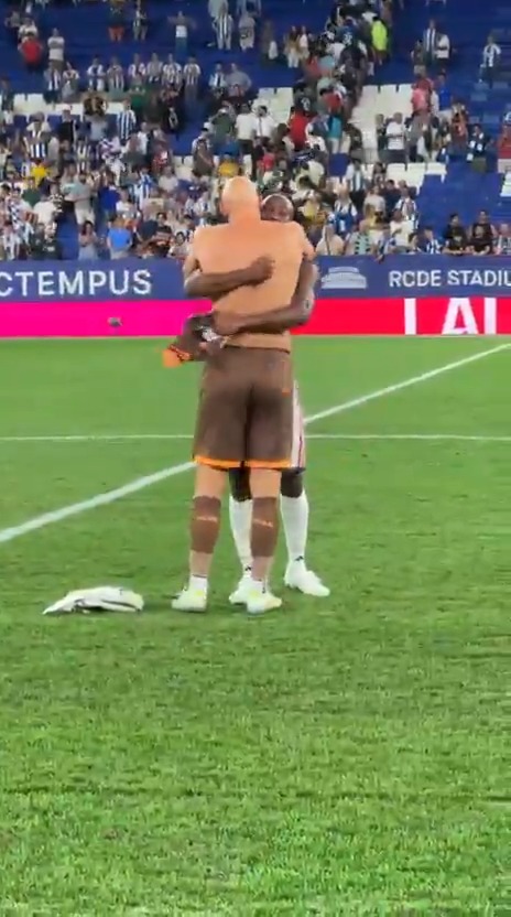Dmitrović 🤝 Diomande insideLALIGA | EspanyolRealMadrid | VUELVELALIGA | LALIGAEASPORTS