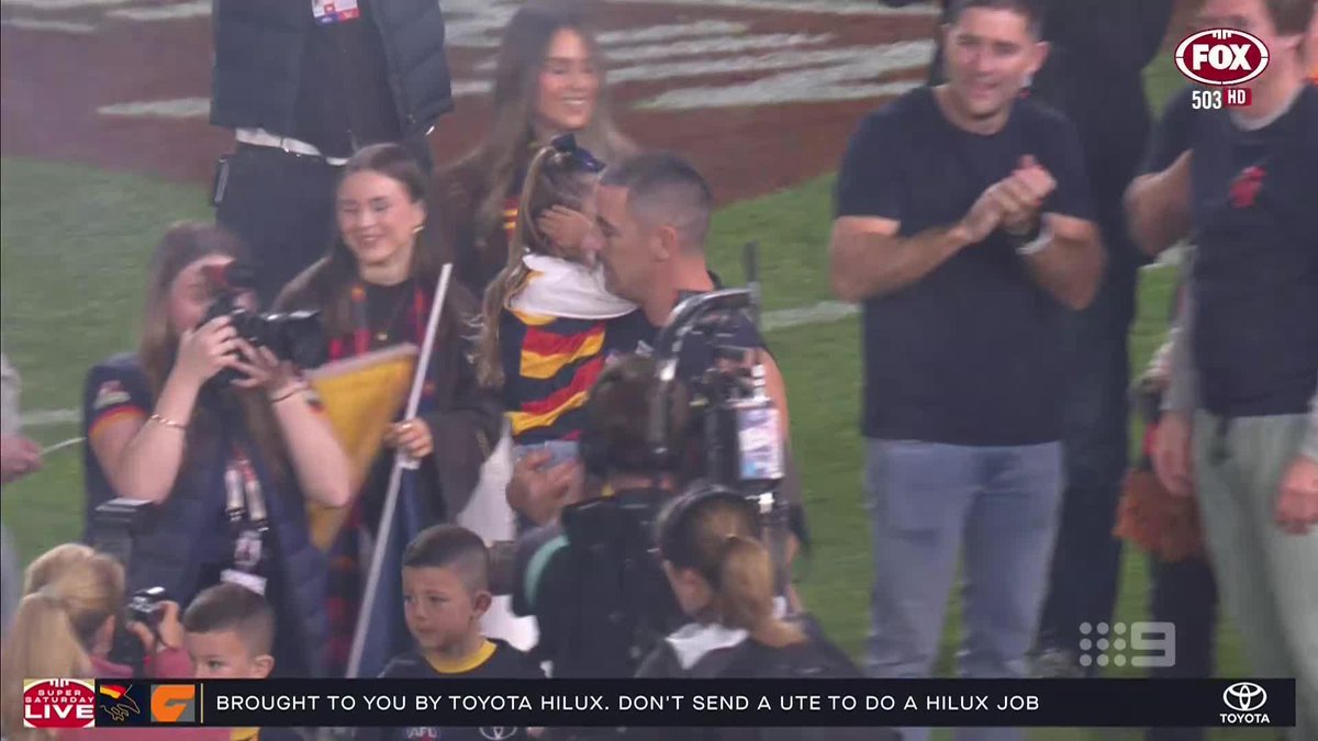 "That's what I love about Tex, he's never forgotten where he's come from." Rory's tribute to Tex Walker 👏 #9AFLSFS | Watch on 9 &amp; 9Now 🖥️