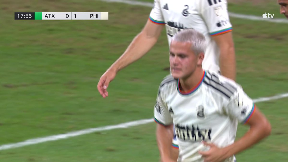 CAVAN SULLIVAN. 🔥 The 16-year-old finishes off the set piece with authority for Philadelphia Union! 📺 Apple TV:
