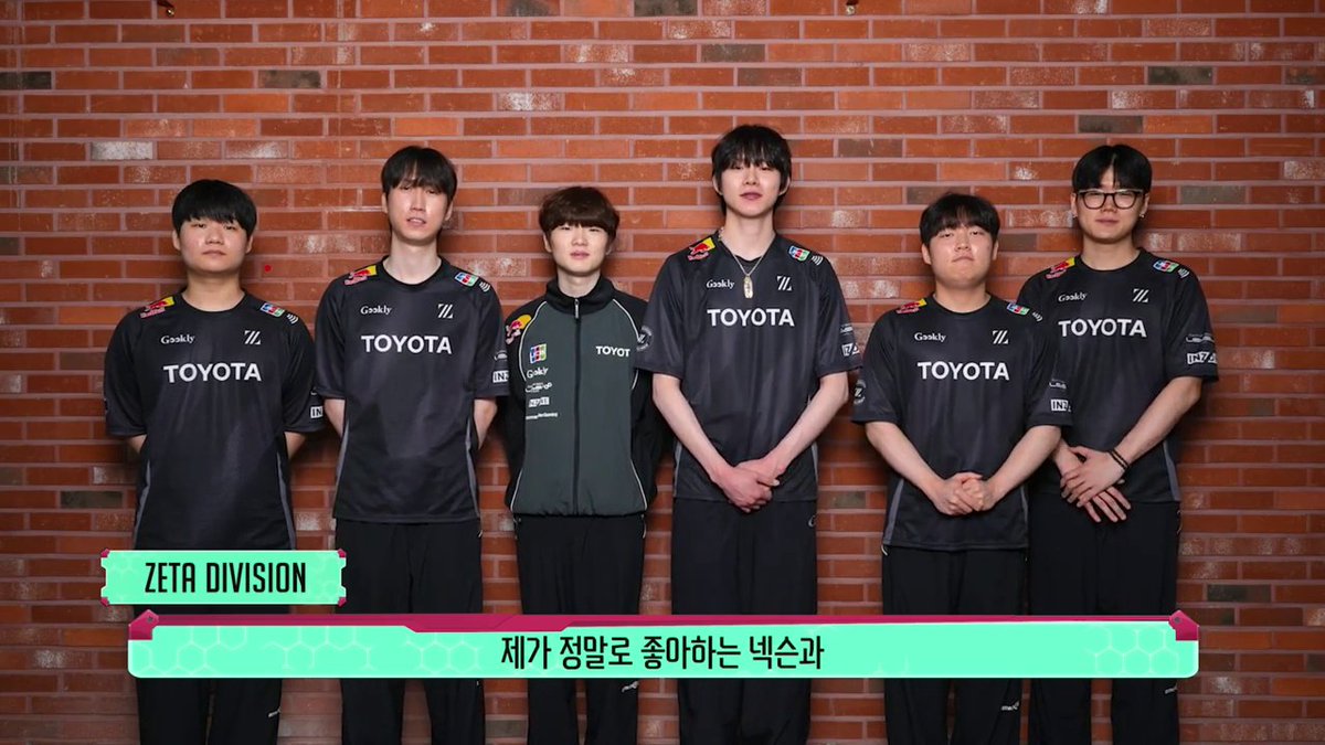 OWCS Korea에서도 축하 메시지가 도착했습니다! 🎉 선수들과 해설진이 직접 전하는 반가운 인사와 축하 메시지를 영상에서 확인해 보세요. 👀🎮 #오버워치 #Overwatch #OWCS #OWCSKorea