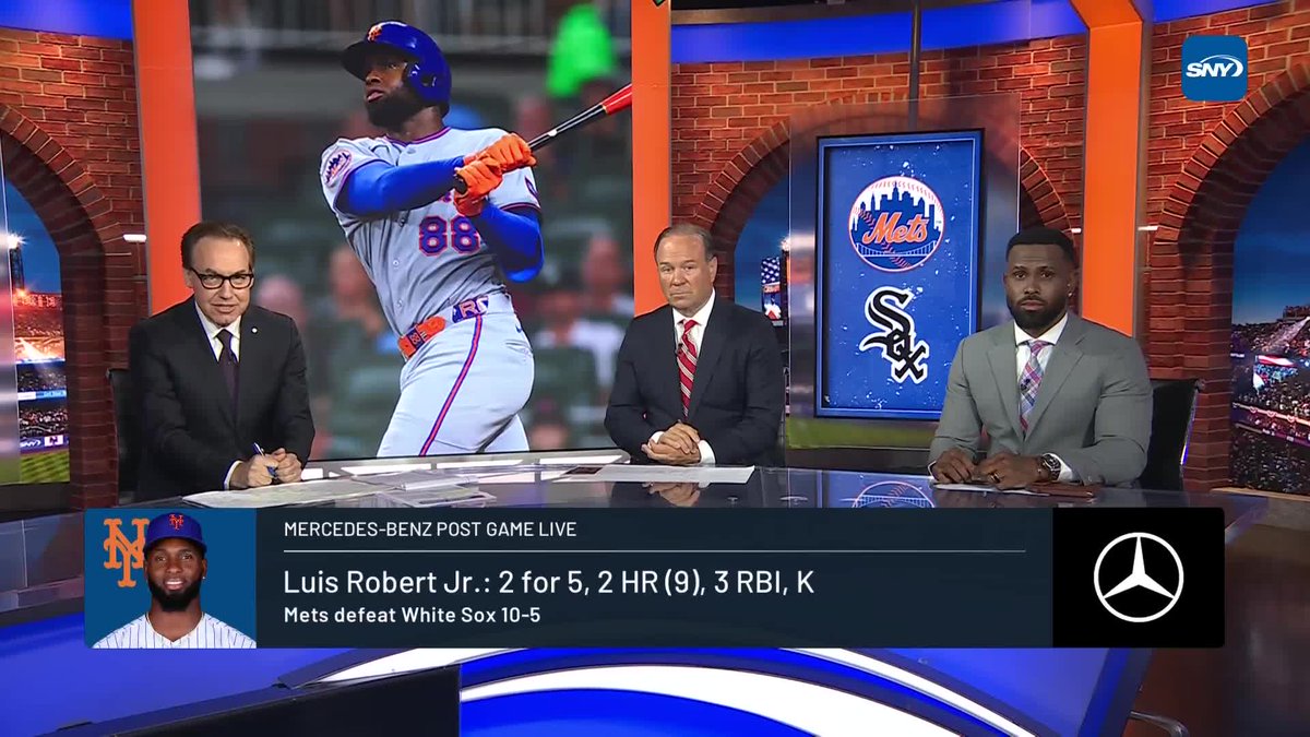 Luis Robert Jr. talks with Michelle Margaux after hitting two home runs in the Mets' 10-5 win over the White Sox!