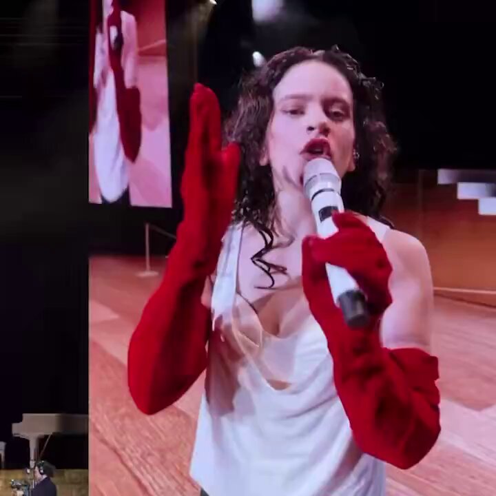 ROSALÍA introduces Kenia OS to the crowd at Palacio de los Deportes tonight during the first LUX TOUR show in Mexico City.