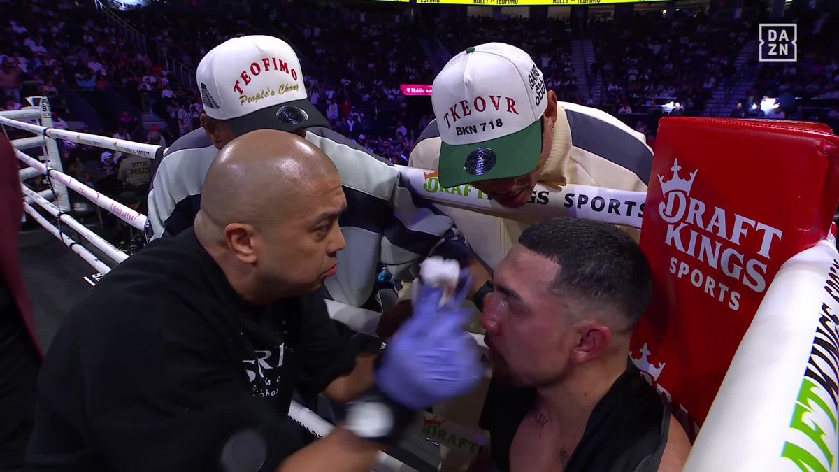 "You gotta hit him" - Lopez Sr. 😅 Buy #RollyTeofimo NOW at | LIVE NOW on DAZN and DAZN on Prime ▪️