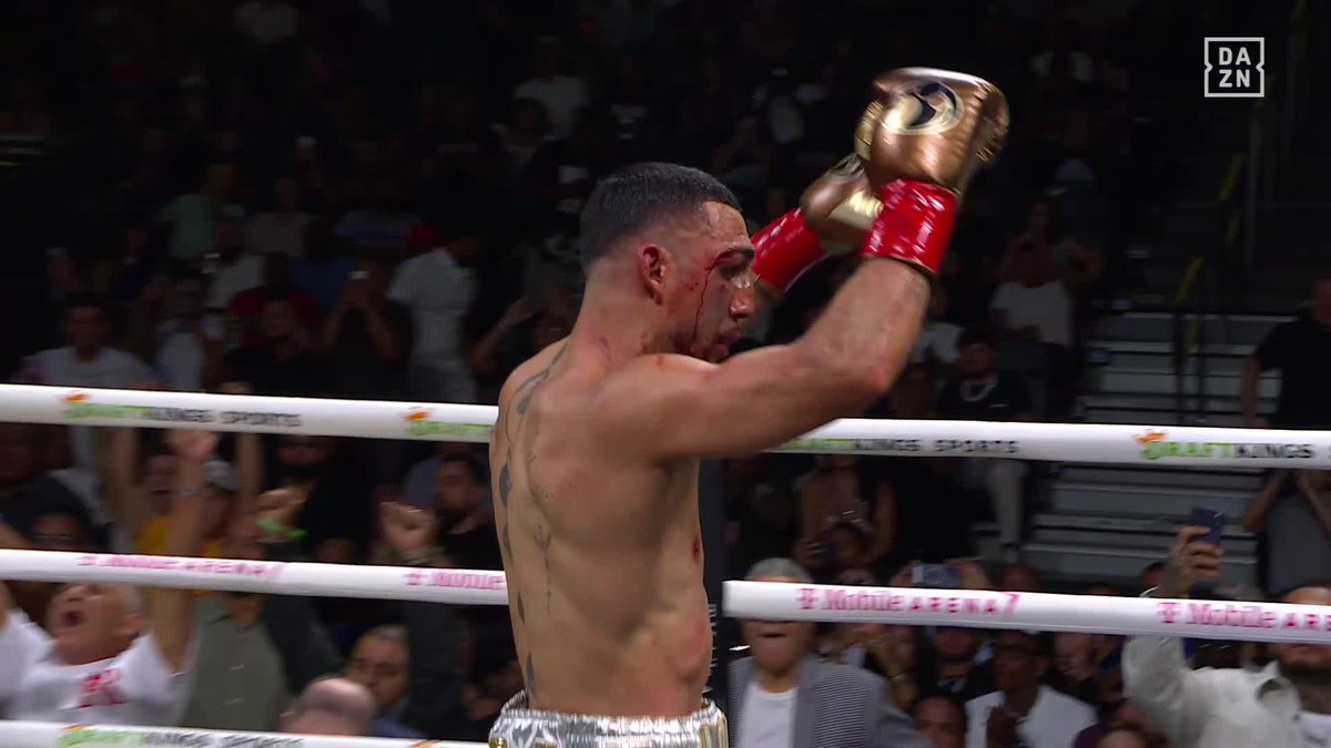WHAT A FIGHT 👏 Buy #RollyTeofimo NOW at | LIVE NOW on DAZN and DAZN on Prime ▪️