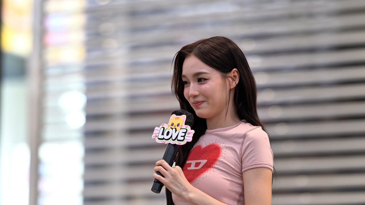 พี่เดียร์ vs พี่ดรีม 💖ชอบพี่เดียร์เพราะดูแลดี เป็นคนใส่ใจ 🗣 : แล้วพี่มิ้ลค์ดูแลดีมั้ยคะ 💖 ดูแลดี ดีค่ะ ดีแล้วที่ไม่ล้มวันนี้😾 #Milklove #มิ้ลค์เลิฟ