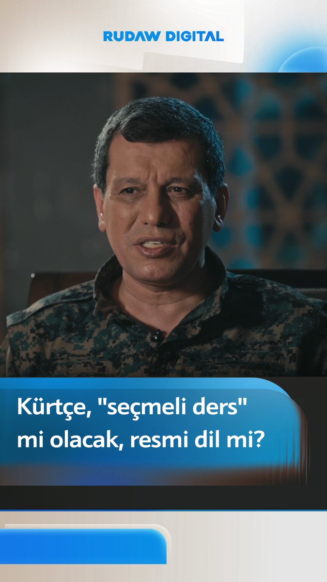 Kürtçe, Rojava'da "seçmeli ders" mi olacak, resmi dil mi? DSG Genel Komutanı Mazlum Abdi: “Rojava'da 15 yıldır Kürtçe eğitim dili haline gelmiş ve üniversite seviyesine kadar ulaşmış durumda. Bu yüzden, dilin bir "seçmeli ders" haline getirilmesine geri dönemeyiz. Bu mümkün değil.”