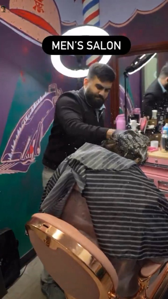 The difference between a salon and a barbershop 😭😂