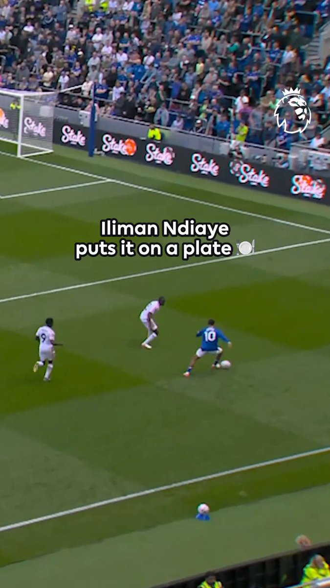 Inch perfect from Iliman Ndiaye 🎯