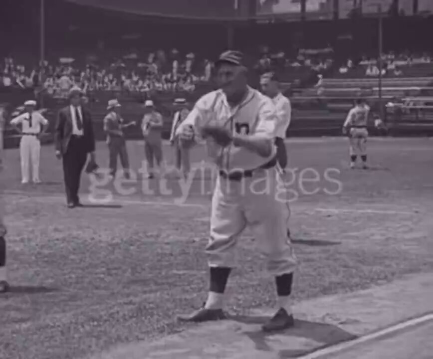 Honus Wagner and Cy Young warm up together, and then Honus hits an absolute dong!!!