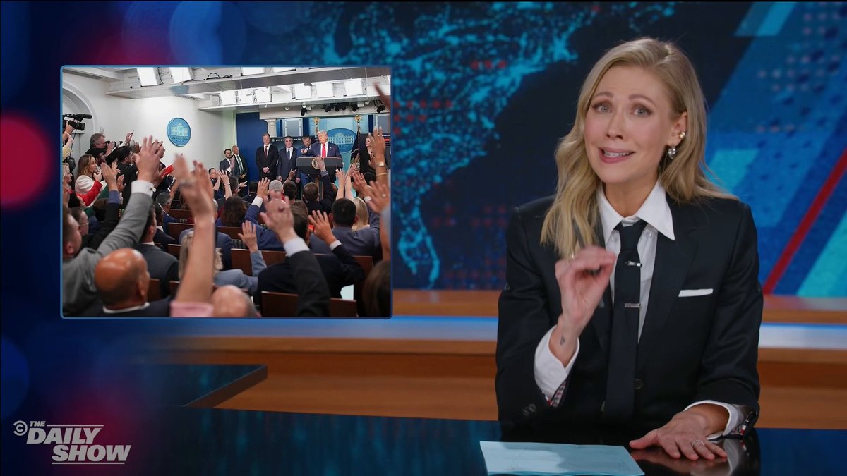 Trump has two speeds with women: berating female reporters and gushing over Karoline Leavitt’s lips #fyc