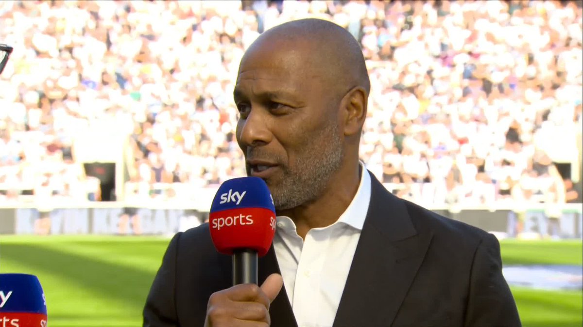 "He was a special man" ✨ Les Ferdinand speaking as St James' Park pays tribute to Kevin Keegan ❤️
