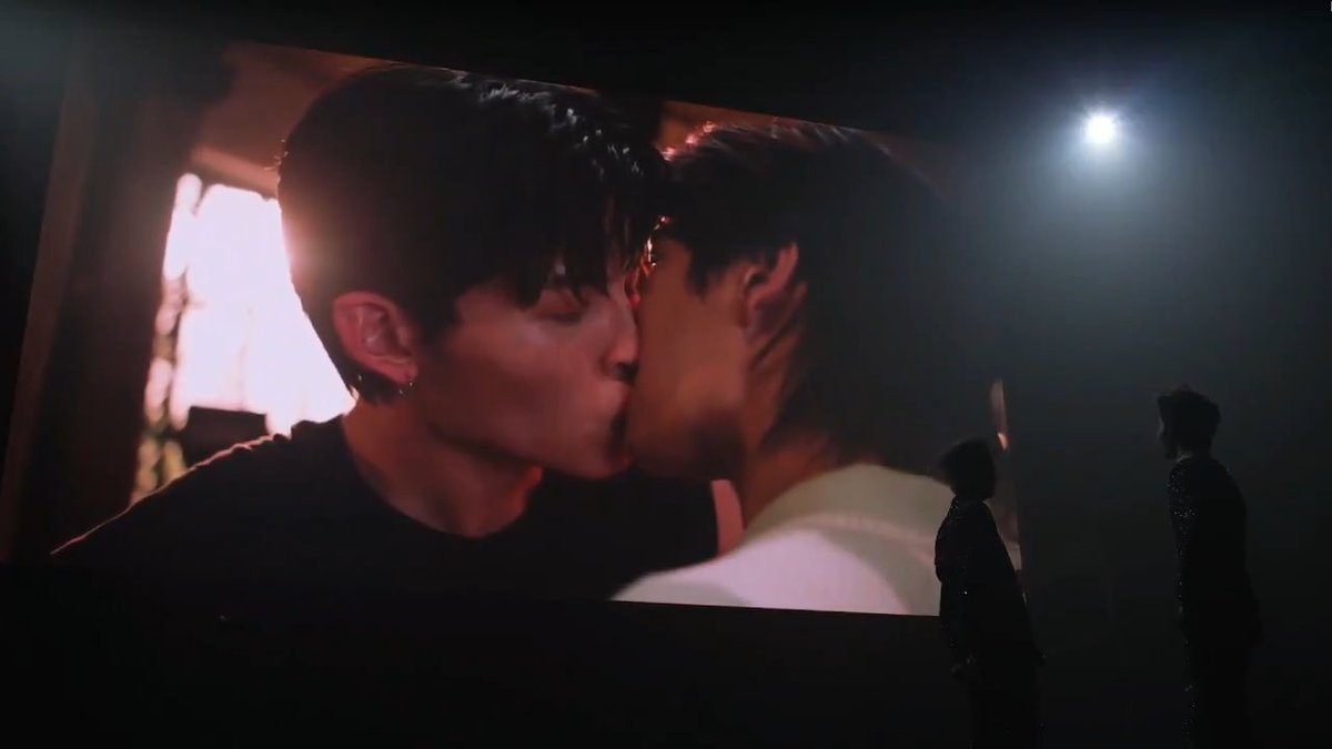AAA 😱😭 PONDPHUWIN NEW SERIES!! THE MISSING SUNSHINE… 😭😭 - ACTION ✅ - DRAMA ✅ EXACTLY WHAT PONDPHUWIN SAID THEY WANTED! AND THE KISS AT THE END!!! 😭😭😭😭😭😭😭😭 PONDPHUWIN ETERNAL STAR #PondPhuwinConcertD3 #PondPhuwin #ppnaravit #phuwintang #ปอนด์ภูวินทร์
