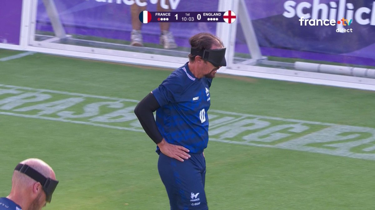 ⚽ #Cécifoot | 🤯🇫🇷 Il est PHÉNOMÉNAL ! Frédéric Villeroux ouvre le score dans cette finale, au terme d'une action dont lui seul a le secret !!! 🪄 Quel but ! 🤩 📺 Suivez le direct :