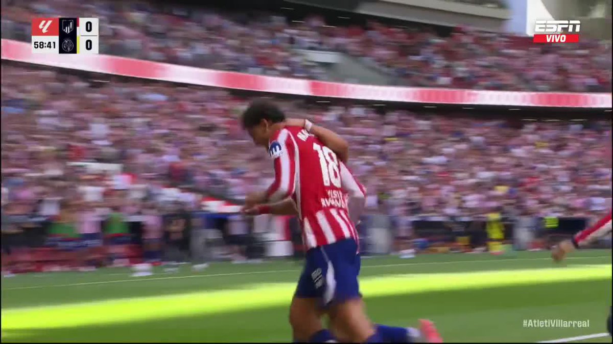 ¡QUÉ ZAPATAZO! Marc Pubill sacó un zurdazo fenomenal digno de un Campeón del Mundo y marcó el 1-0 de Atlético de Madrid vs. Villarreal. 📺 Mirá #LaLiga por #DisneyPlus Plan Premium