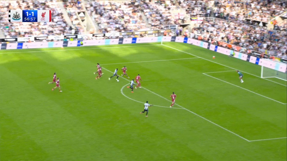 "Wow!" Joe Willock restores Newcastle's advantage almost instantly with an exceptional finish! 🤯