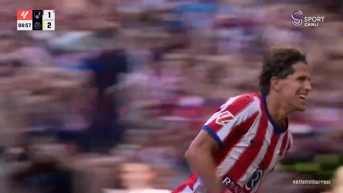 Öne geçtiği maçta 2 penaltıyla geriye düşen ve 10 kişi kalan Atletico Madrid, Giuliano Simeone ile eşitliği sağladı.