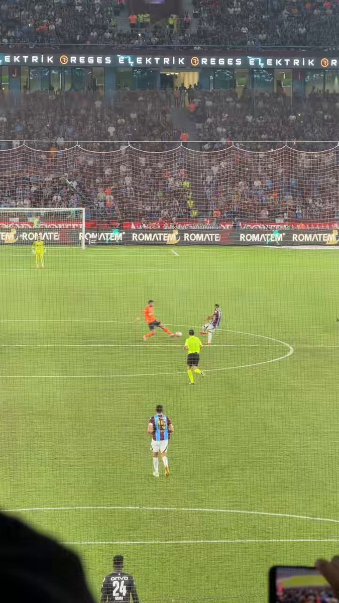 daha neyi atacaksın Onuachu kaç tane asistini yedin Salah’ın amk..