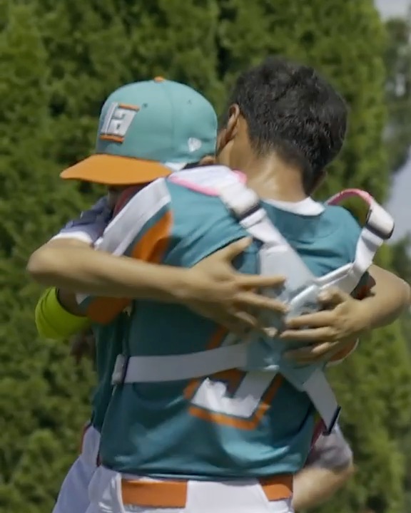 ¡Nicaragua remontó ante México y consiguió su tercera victoria en Williamsport! 🇳🇮. Por primera vez en la historia, un representante Nicaragüense jugará en la semifinal internacional del torneo 👏⚾️.