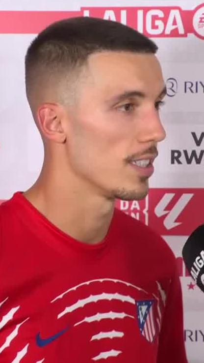 "Estos penaltis nunca se pitan. Ese pequeño desequilibrio se carga un partido" 🗣️ Grimaldo, sobre la acción de la roja a Le Normand 🟥 #LALIGAenDAZN ⚽