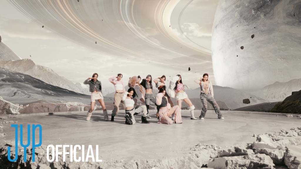 Biggest Pure Sales Debut for Girl Groups on Billboard 200 this Decade: 1. #TWICE ‘READY TO BE’ — 145,500 👑 2. KATSEYE ‘WILD’ — 145,000 K-Pop Queens & Rising Pop Stars!