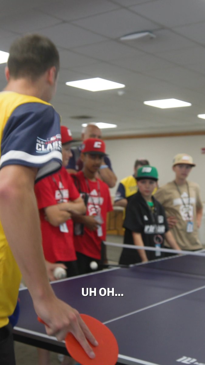 Jacob Misiorowski faces a little leaguer in ping-pong at the #LittleLeagueClassic 😂