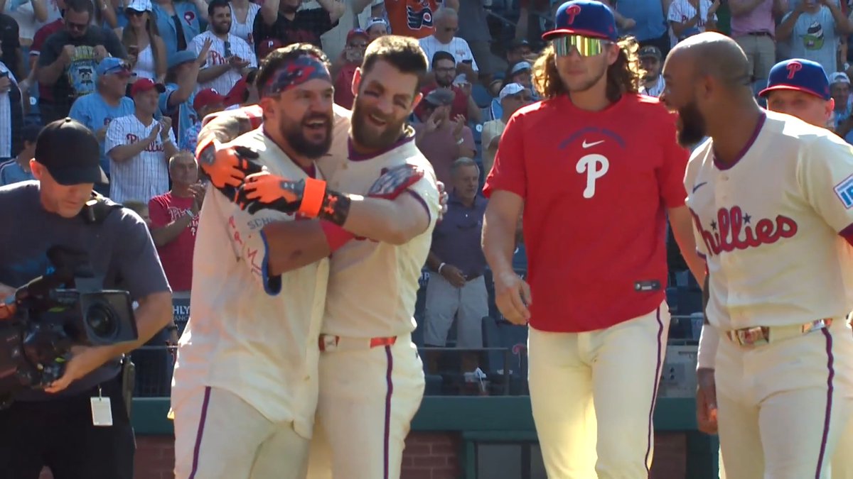 Kyle Schwarber hits the first Philadelphia Phillies walk-off homer since ... Kyle Schwarber in 2023 😎
