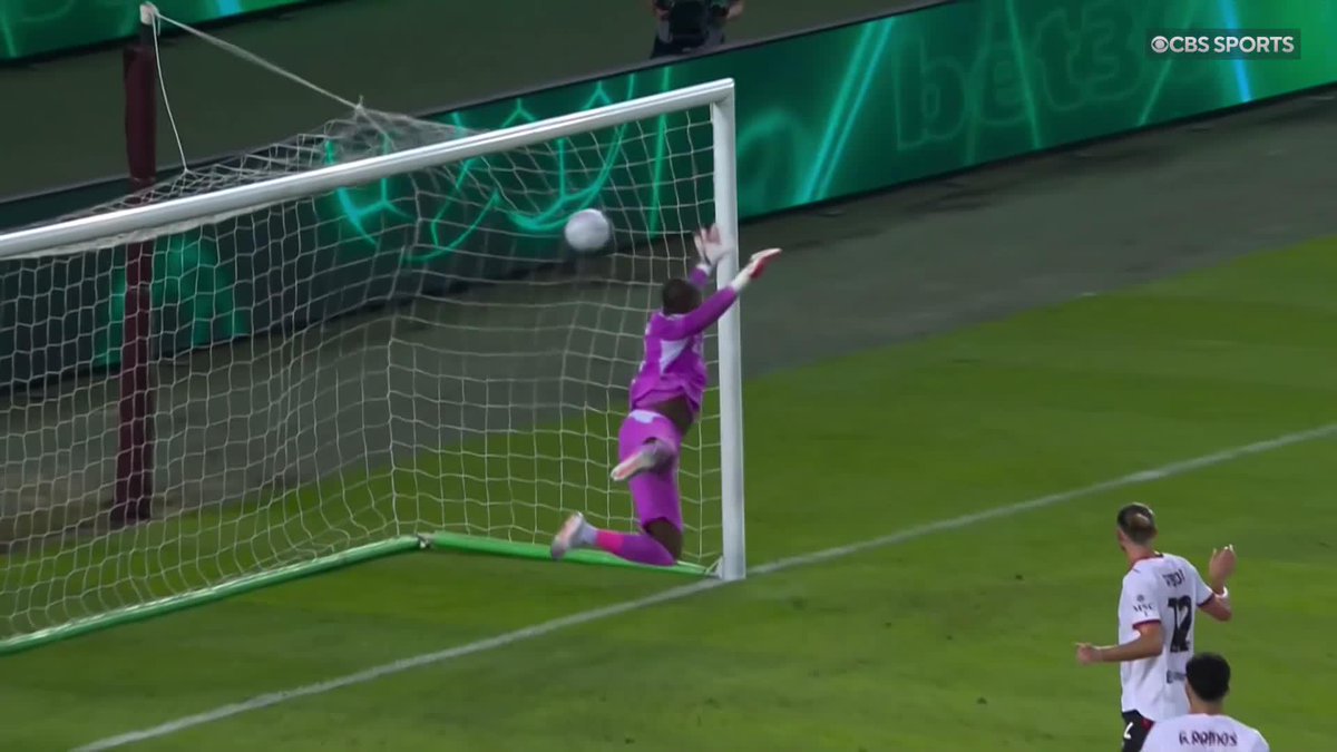 ABSOLUTELY INSANE FINISH FROM CHE ADAMS 🤯