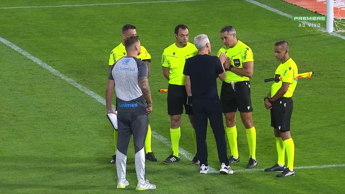 O gol da vitória do Red Bull Bragantino em cima do Grêmio, marcado no ÚLTIMO MINUTO pelo Gustavo Marques. Jogando em casa, o RB Bragantino NUNCA PERDEU para o Grêmio em partidas de Campeonato Brasileiro. 🎥 ge