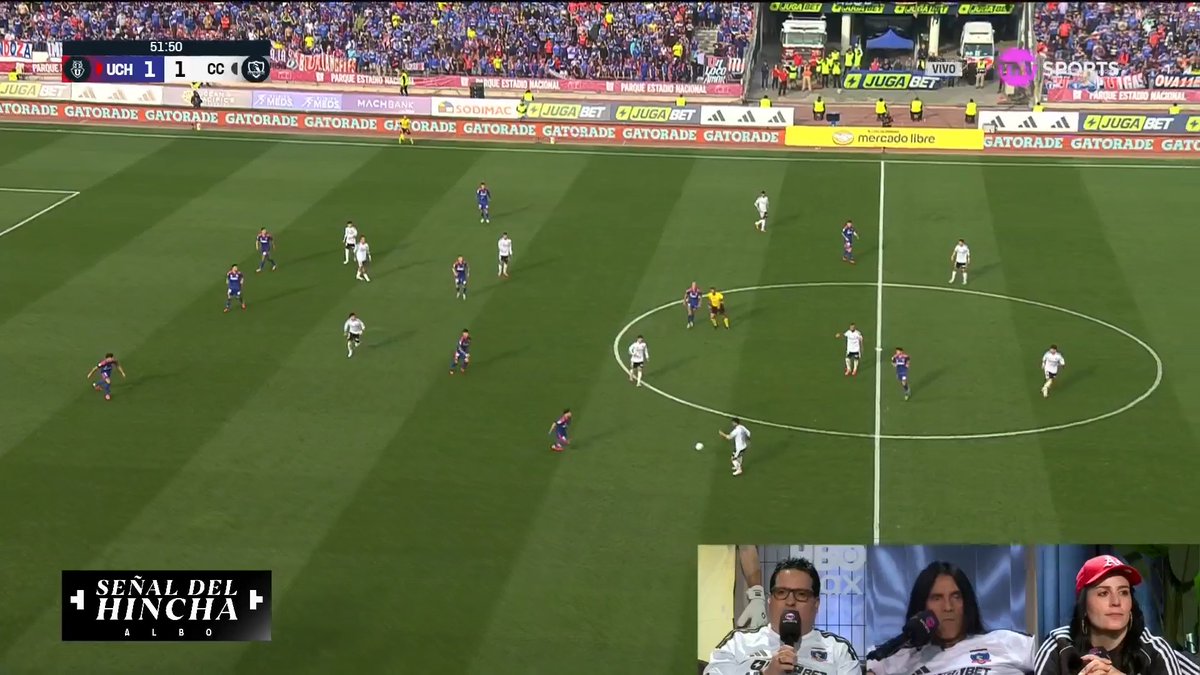 COLO COLO LE GANÓ EL CLÁSICO A LA UNIVERSIDAD DE CHILE CON ESTE GOLAZO. 🤯🇨🇱 El Cacique le sacó 13 puntos al equipo de Fernando Gago y se encamina al título. 🏆