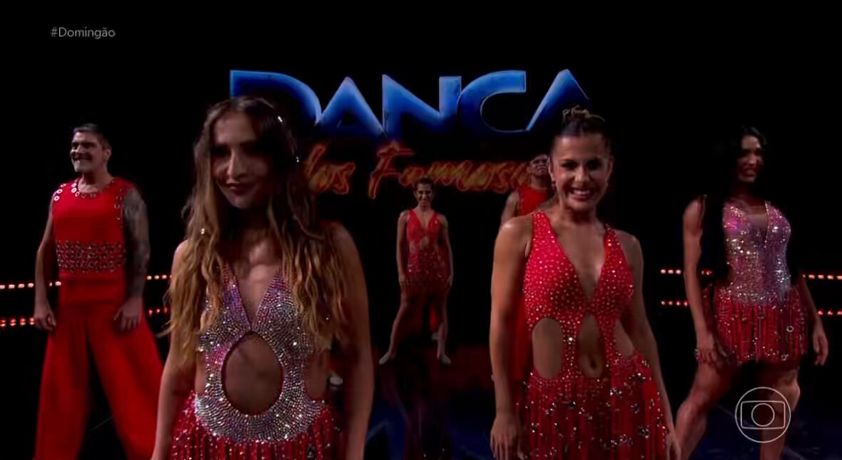 eu tô muito chocado com a qualidade do grupo da Gracyanne Barbosa, Diego Martins, Junno Andrade e Bruna Griphao e o Diego pode voltar como professor ano que vem de tão bom que ele é #DançaDosFamosos