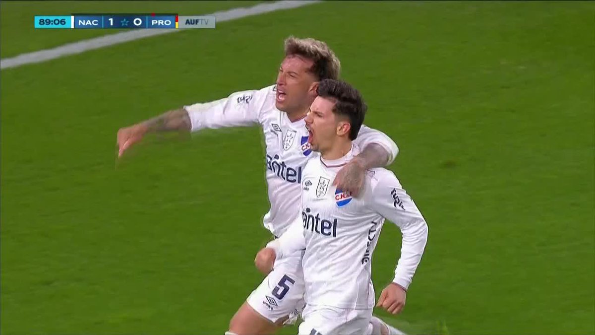 🇺🇾 PRIMEROS TRES PUNTOS DE NACIONAL EN EL CLAUSURA 👏 En el estreno de Daniel Carreño como DT, el Bolso derrotó 1-0 a Progreso (aún no sumó unidades) en el Gran Parque Central en la fecha 3 ⚽ Gol de Maxi Silvera 🔴 Saravia (P) vio la roja en el PT 📺 #DisneyPlus Plan Premium