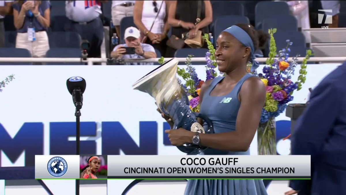 "Like two times this week I cried in my room from all the support I was getting" 🫶 All smiles now from Coco Gauff as she lifts the 2026 Cincinnati trophy 🏆 #CincyTennis