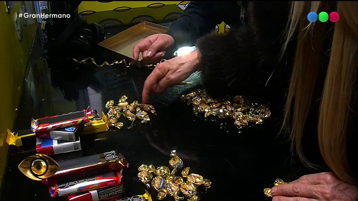 Las tres que están desde el comienzo: Zilli, Luana y Pincoya 🍫 👁️ Mirá #GranHermano #GeneraciónDorada en con @santiagodelmoro